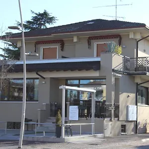 hotel-margherita-meuble.it-lombardy.com/