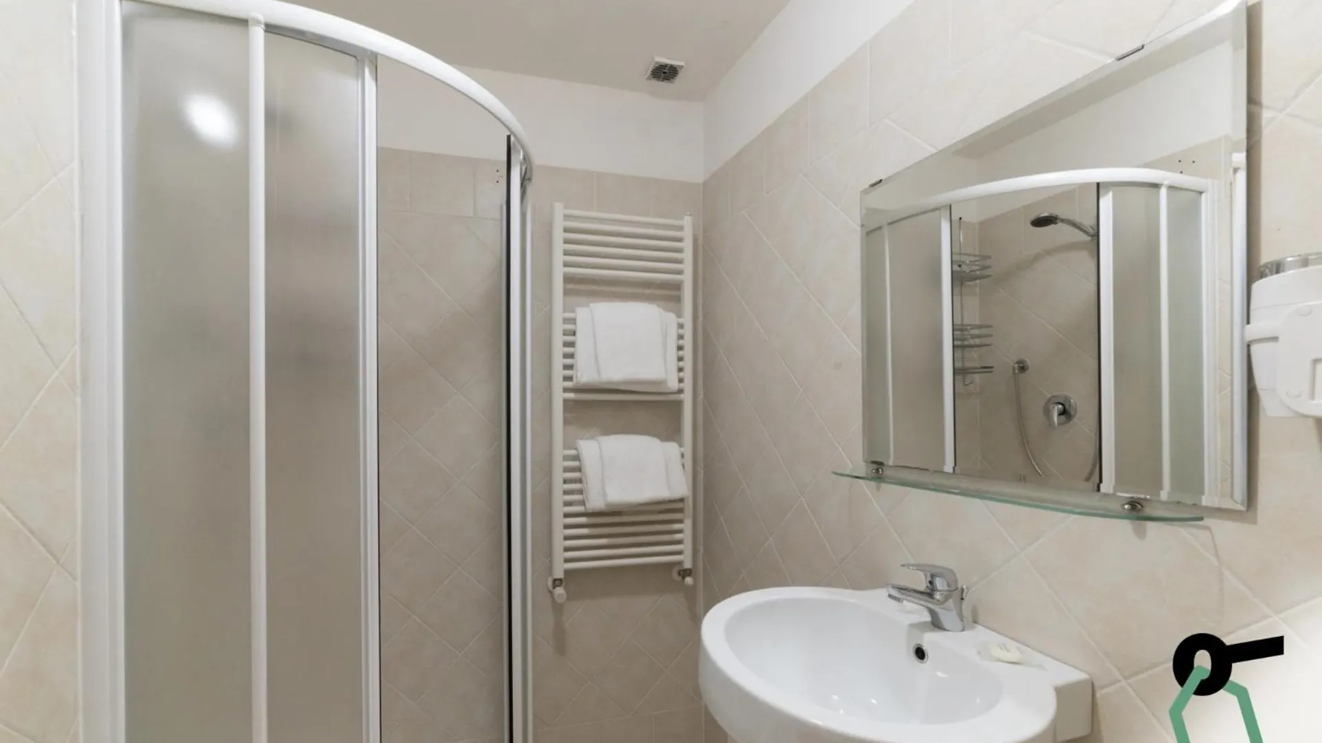 Hotiday Room Collection - Firenze Ghibellina 4*, Florence